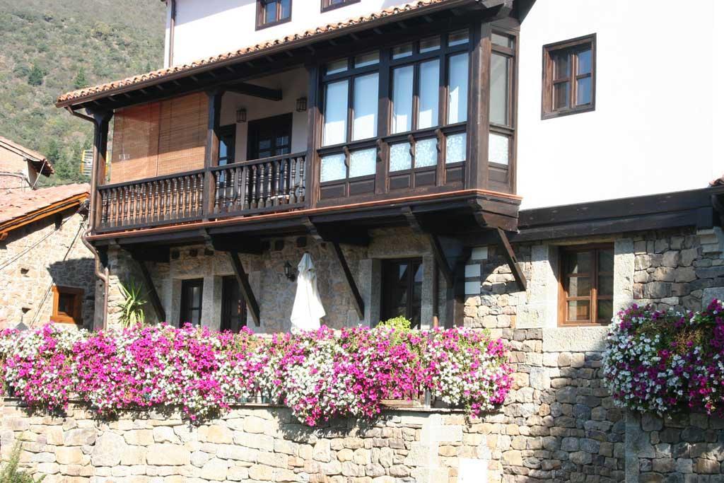 Apartamentos Casa De La Abuela Potes Eksteriør billede