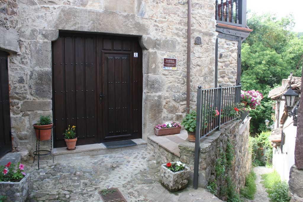 Apartamentos Casa De La Abuela Potes Eksteriør billede