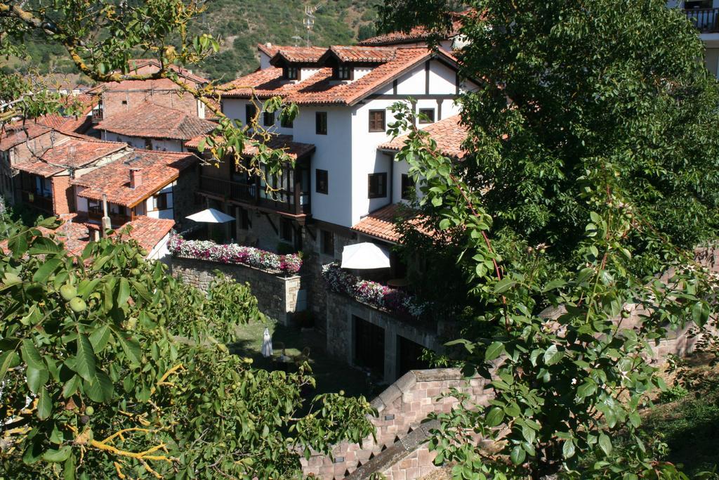 Apartamentos Casa De La Abuela Potes Eksteriør billede